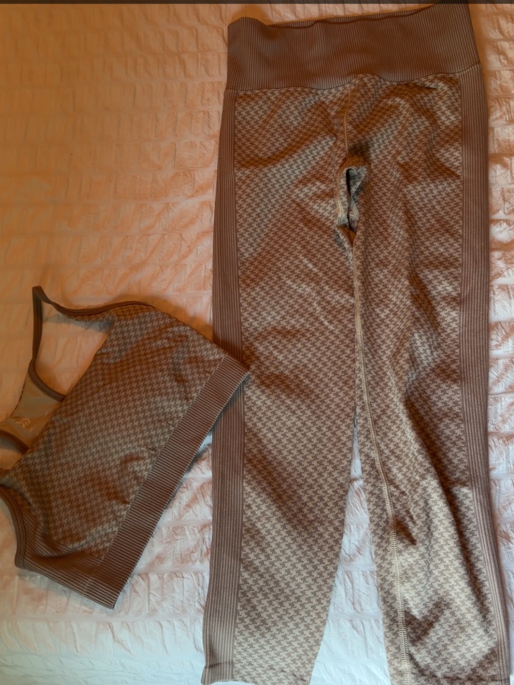 Seamless Houndstooth Sports Bra & Legging Set - Brown